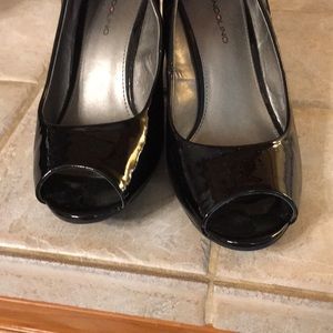 Black patent leather wedge heels